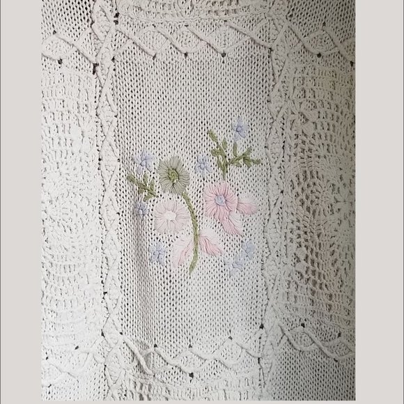 Vintage, embroidery floral leaf, lace crochet, white cotton sweater M L, Instyle - Picture 2 of 8